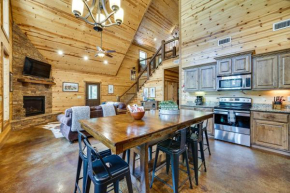Hot Tub and Fire Pit at Broken Bow Cabin!